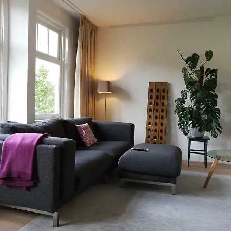 Apartment Spacious Vondelpark